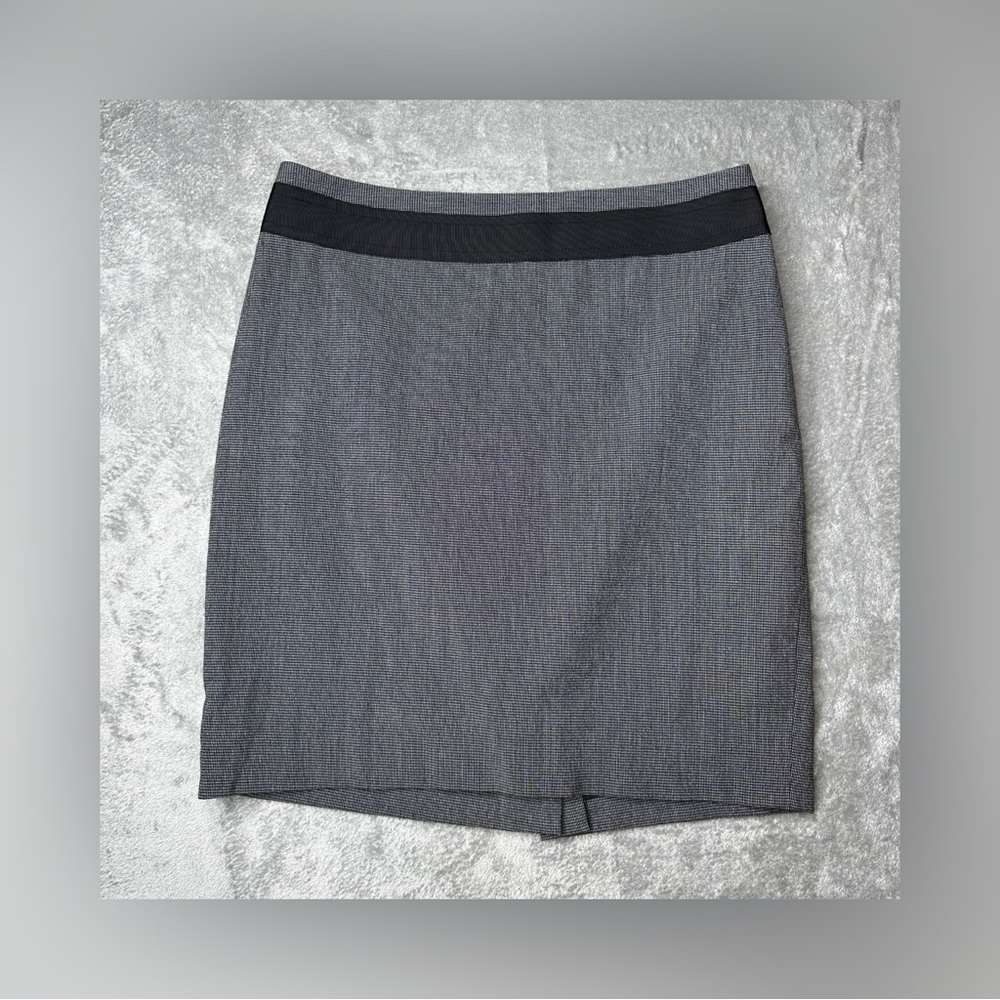 The Limited Womens Skirt Black White Micro checkered pattern Sz 4 Casual